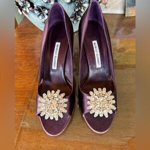 Manolo Blahnik Silk Heels  with Rhinestone  EU 39.5 New wo Box